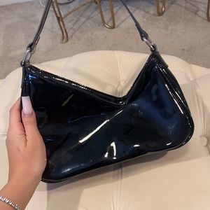 Black shoulder purse